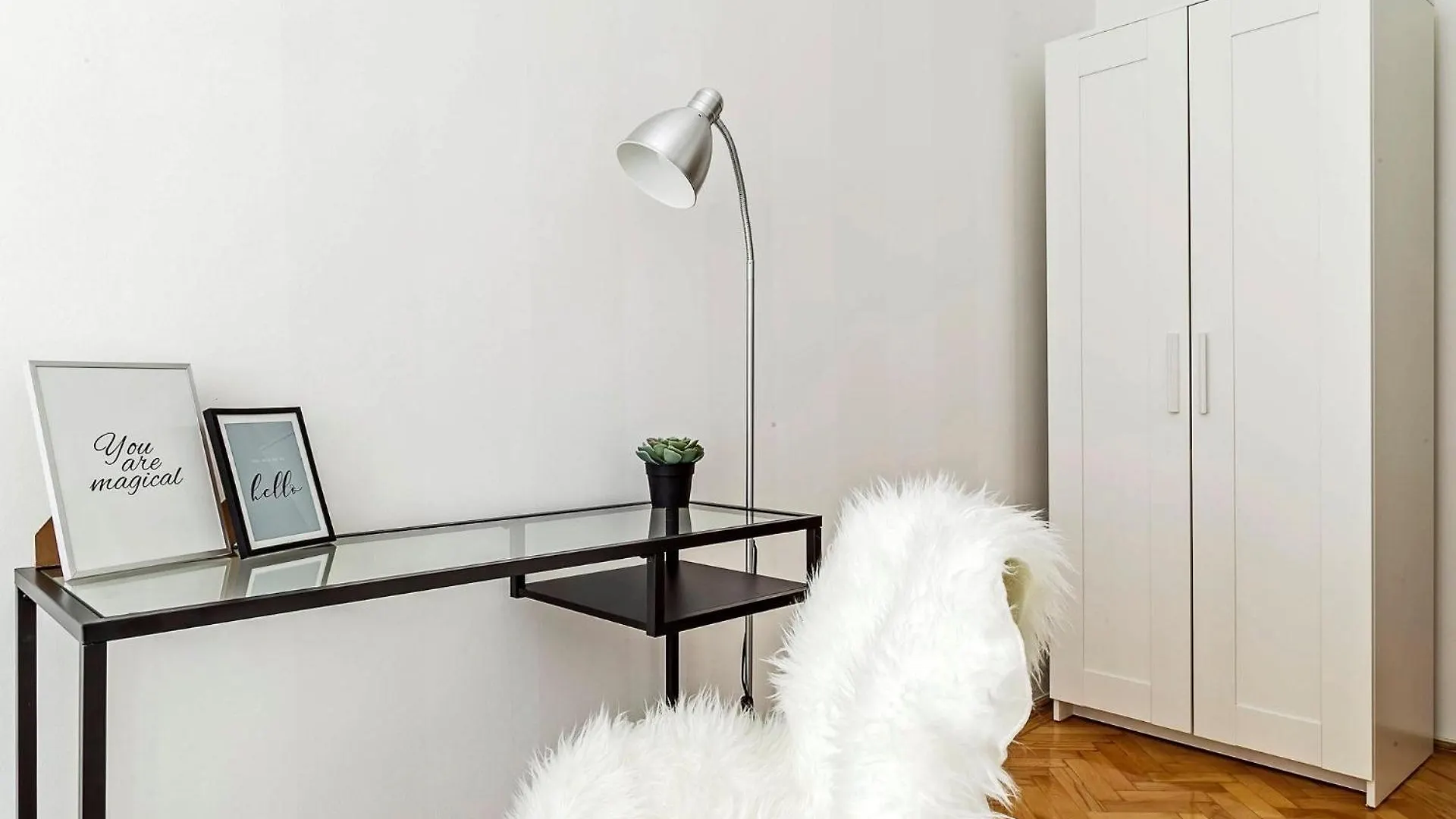 Cozy 4 Bedroom Apartment Overlooking The Basilica Budapest