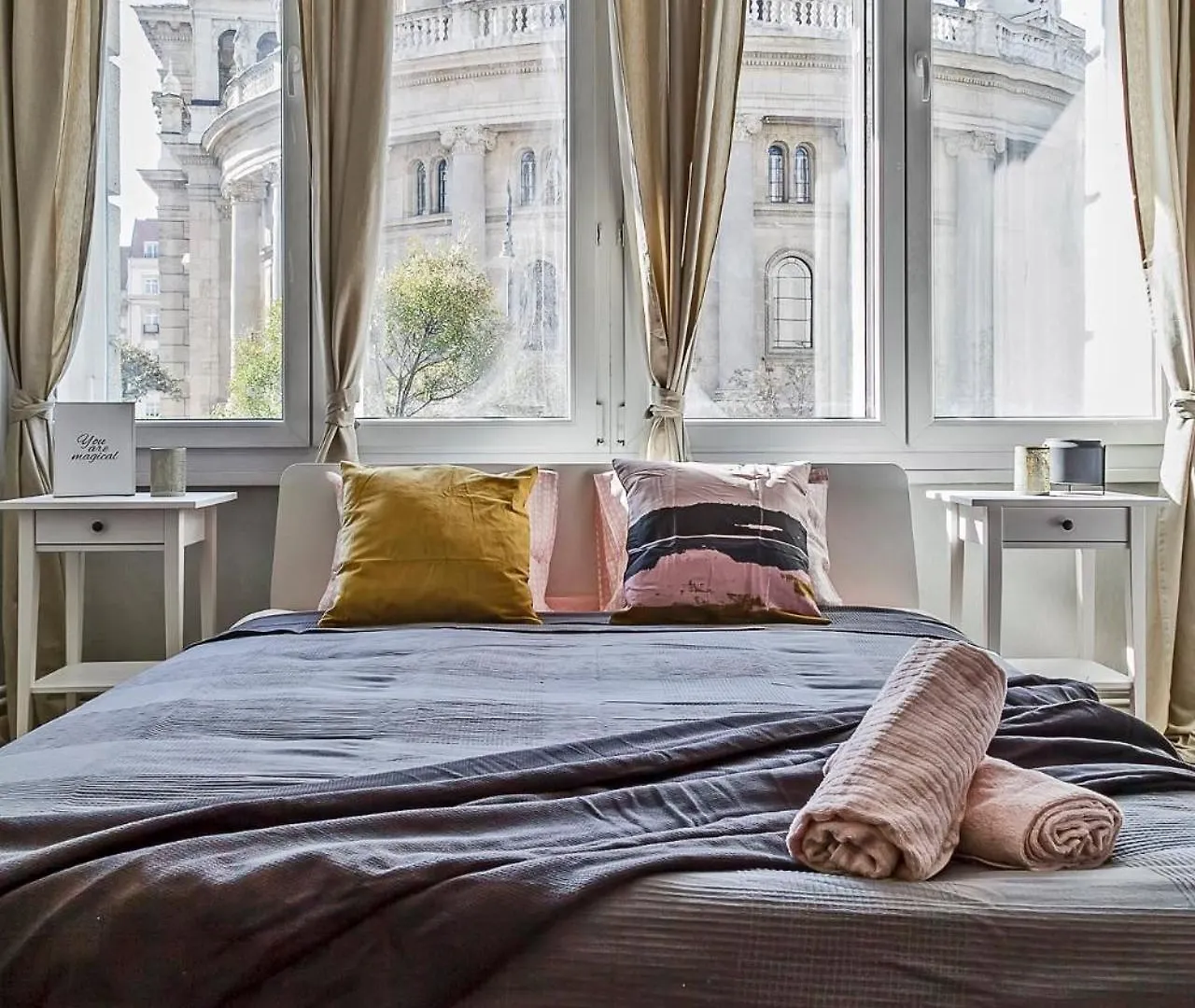 Cozy 4 Bedroom Apartment Overlooking The Basilica Budapest