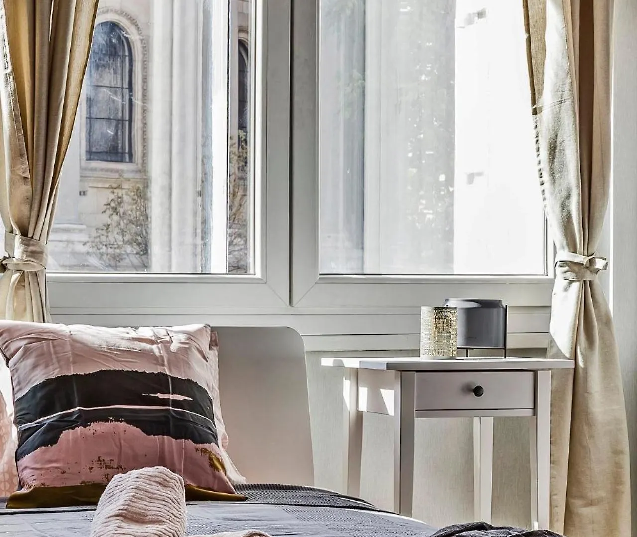 Cozy 4 Bedroom Apartment Overlooking The Basilica Budapest Hungary